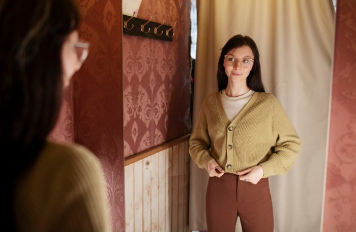 Latih intonasi dan kecepatan bicara. Berguna agar presentasi lebih menarik dan mudah dipahami audiens./ Foto: freepik.com