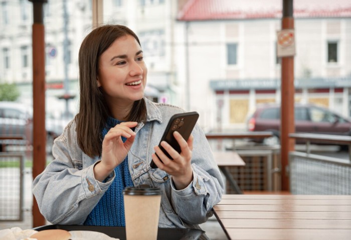 Leo Si Zodiak yang Paling Jago Bikin Grup Chat Seru/ Foto: freepik.com/pvproductions