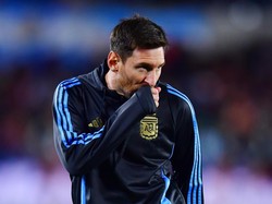 Video Emosionalnya Messi Pamitan ke Fans di Buenos Aires Sampai Kelelahan