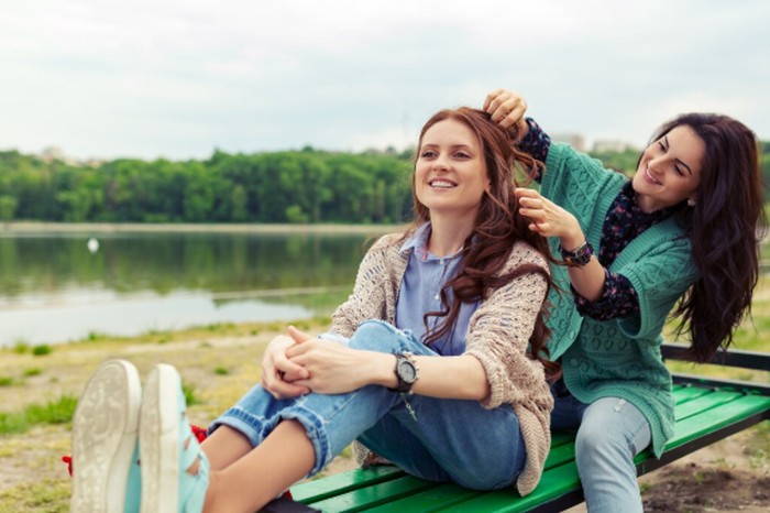 Taurus dikenal setia dan sabar, selalu ada untuk sahabatnya di setiap situasi. Sosok Taurus bikin circle pertemanan penuh rasa aman dan nyaman./ Foto: freepik.com/ArthurHidden