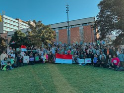 Diaspora RI di Sydney Gelar Aksi Damai Suarakan 17+8 Tuntutan Rakyat