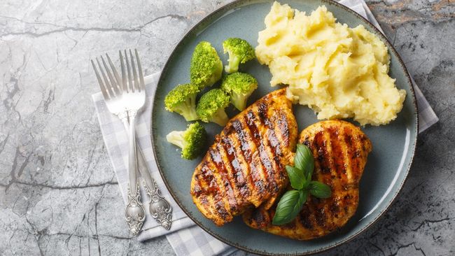 15 Resep Olahan Ayam Fillet hingga Giling, Enak dan Simpel