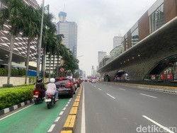 Viral Pemobil Ngomel Ada Orang Jogging di Jalanan Bundaran HI, Begini Situasinya
