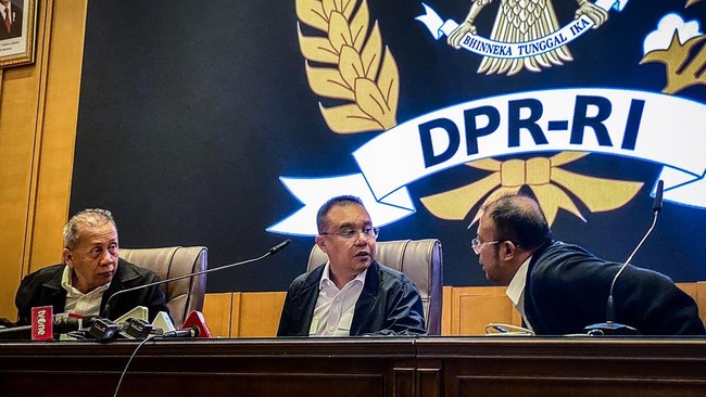 DPR saat ini tak bisa mengukur kegiatan yang dilakukan anggota dewan saat menyerap aspirasi warga, mengaku kadang suka nombok saat reses.