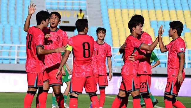 Korea Selatan Bantai Laos 7-0 Korea Selatan U-23 menang telak 7-0 atas Laos dalam laga lanjutan Grup J Kualifikasi Piala Asia U-23 2026.