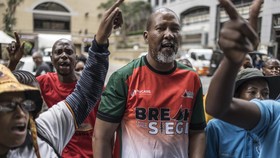 Cucu Nelson Mandela Ikut Kapal Bantuan ke Gaza, Dobrak Blokade Israel