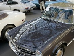 Spesifikasi Mobil BJ Habibie yang Diduga Dibeli RK Pakai Duit Korupsi