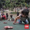 FOTO: Tamasya di Tebet Eco Park Saat Libur Panjang