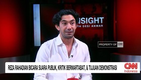 Reza Rahadian Bicara Suara Publik, Kritik Bermartabat, & Demonstrasi