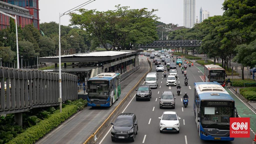 Transjakarta Respons Insiden Viral Wanita Diduga Alami Pelecehan