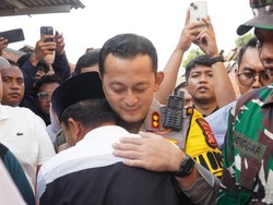 Kapolres Bogor Buka Posko Kesehatan-Tim Trauma Healing untuk Korban Tragedi Ciomas