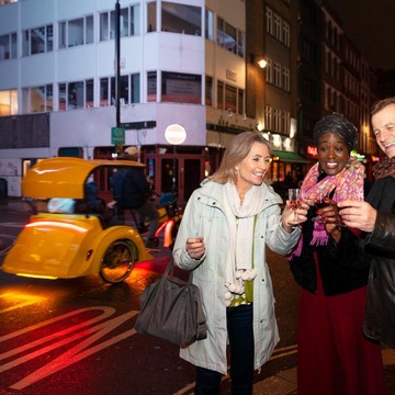 Kenalan dengan Passeggiata, Ritual Malam Warga Italia yang Punya Segudang Manfaat Kesehatan