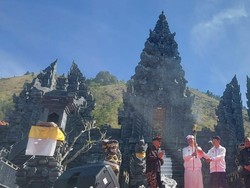 Kirab Api Obor Porprov Bali 2025 Hari Pertama Lintasi 5 Kabupaten