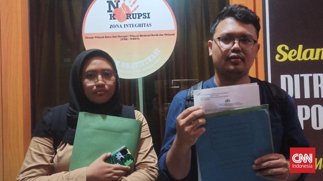 Koalisi Jurnalis Bali mendesak kepolisian menindaklanjuti laporan wartawan detikBali, Fabiola Dianira, yang menjadi korban intimidasi dan kekerasan aparat.