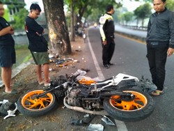Pemotor Tanpa Identitas Tewas usai Tabrak Pohon di Ringroad Wirokerten Bantul