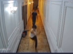 Rekaman CCTV Detik-detik Wanita di Sidrap Dibunuh Dalam Kamar Wisma