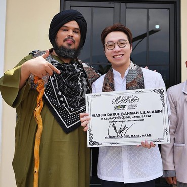 Sertifikat Mualaf Richard Lee Dicabut, Ustaz Derry Sulaiman Beri Penjelasan