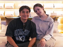 Lakukan Gender Reveal, Billy Syahputra Bakal Dikaruniai Anak Laki-laki