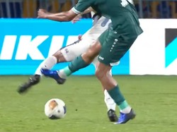 Viral Tekel Brutal Pemain Irak ke Messi dari Thailand