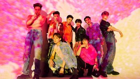 EXO Terus Jalan Menuju Comeback dengan Enam Member