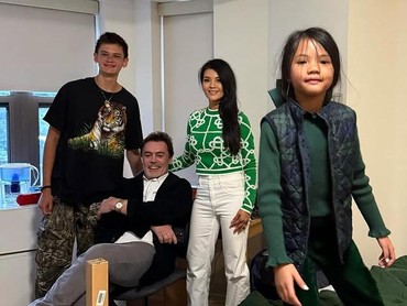 img-title Jadi Mahasiswa, Ini 7 Potret Asrama Armand Anak Farah Quinn di Boston University