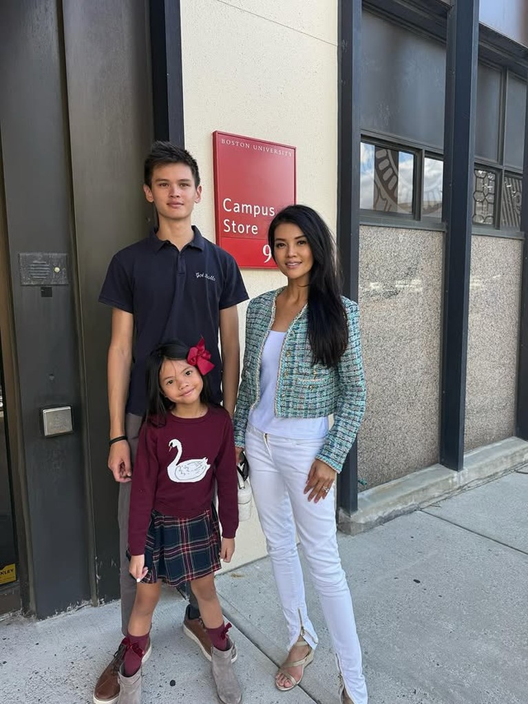 Farah Quinn Bagikan Potret Kos-kosan Sang Anak yang akan Kuliah di Boston Farah Quinn Bagikan Potret Kos-kosan Sang Anak yang akan Kuliah di Boston
