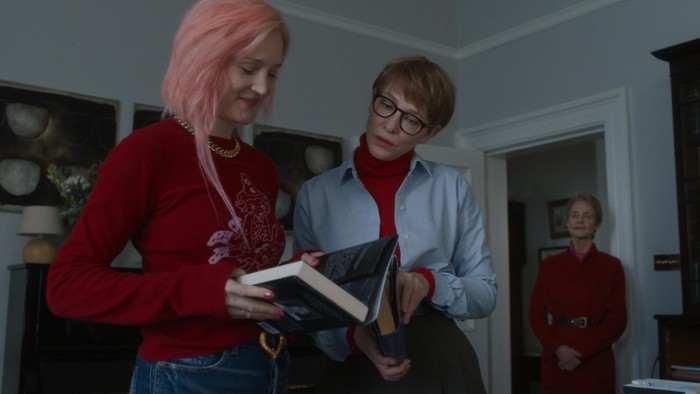 Film Father Mother Sister Brother disebut sebagai 