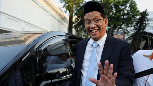 Presiden Prabowo Subianto menyuruh Menteri Keuangan Purbaya Yudhi Sadewa belajar kepada Direktur Jenderal (Dirjen) Pajak Bimo Wijayanto.