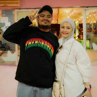 Reaksi Istri Saat Rigen Minta Izin Beradu Akting Dengan Davina Karamoy