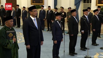 VIDEO: Momen Prabowo Lantik Menteri-Wamen di Istana