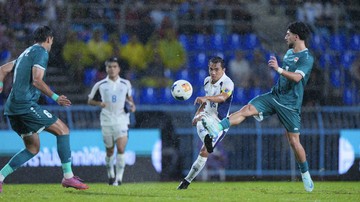 Kabar Sport CNN Terbaru : Chanathip Respons Ditendang Striker Irak: Saya Sedih