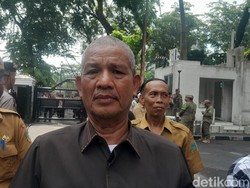 Didemo Warga, Waket DPRD Sumut Sebut Bakal Bahas soal Tunjangan Rumah Dinas