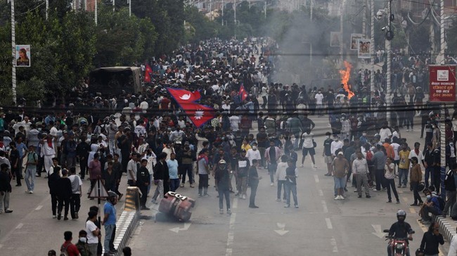 Aksi protes yang dilakukan oleh Generasi Z atau Gen Z di Nepal pada 8 September 2025 berubah menjadi kerusuhan besar.