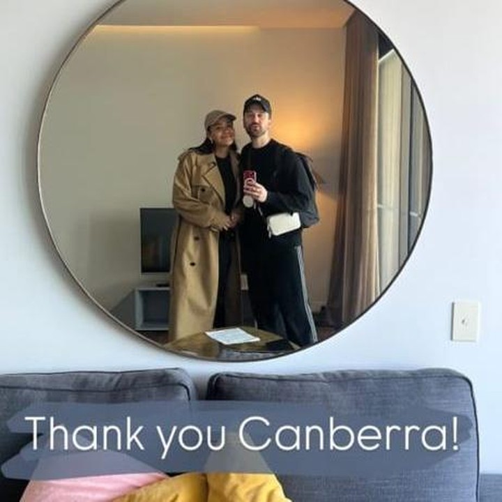 <p>Selain olahraga, Adinia Wirasti dan suami juga menyempatkan waktu untuk berjalan-jalan di Canberra. Dalam satu foto yang diunggah, Adinia Wirasti dan suami menunjukkan momen <em>quality time</em> mereka selama di Australia. "Dari Capulets, terima kasih Canberra!," demikian isi tulisan di foto tersebut. (Foto: Instagram @adiniawrst)</p>
