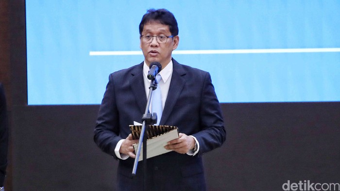 Purbaya Yudhi Sadewa resmi menjabat sebagai Menteri Keuangan. Hal ini ditandai dengan prosesi Serah Terima Jabatan (Sertijab) di Kementerian Keuangan, Jakarta Pusat, Selasa (9/9/2025).