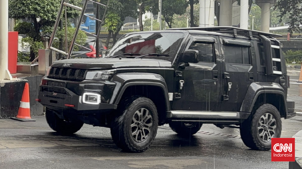 Mobil Dinas Pejabat Dikurangi, Dialihkan ke Transportasi Massal