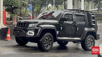 Mobil Dinas Pejabat Dikurangi, Dialihkan ke Transportasi Massal