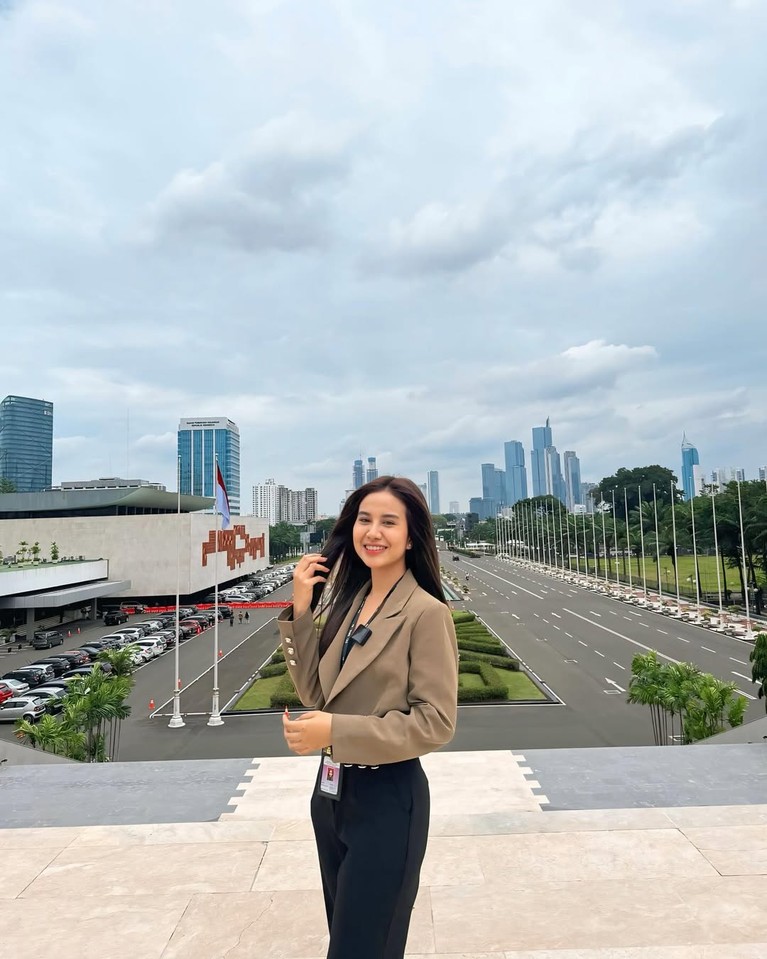 Mayang Lucyana Mayang Lucyana