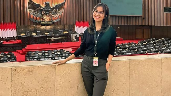 7 Momen Mayang Lucyana Magang di DPR RI, Meski Tak Digaji