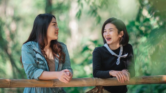 Orang yang pura-pura pintar lebih suka bicara dibandingkan mendengar. Mereka bukan pendengar yang baik.