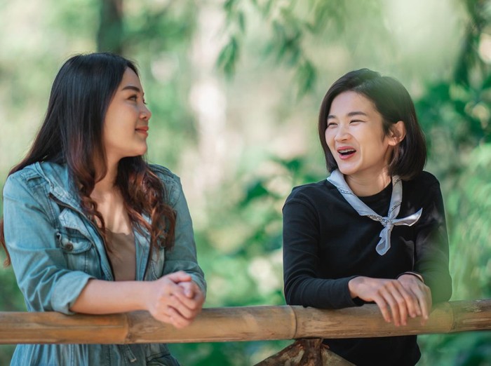 Orang yang pura-pura pintar lebih suka bicara dibandingkan mendengar. Mereka bukan pendengar yang baik.