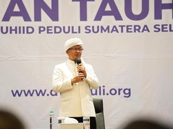 Perkuat Nilai Spiritual, Pegadaian Safari Dakwah Bareng Aa Gym