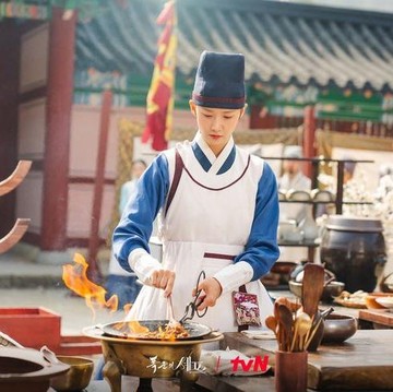Dibintangi Yoona, Ini 5 Menu Ikonik dalam Drama Korea Bon Appetit, Your Majesty