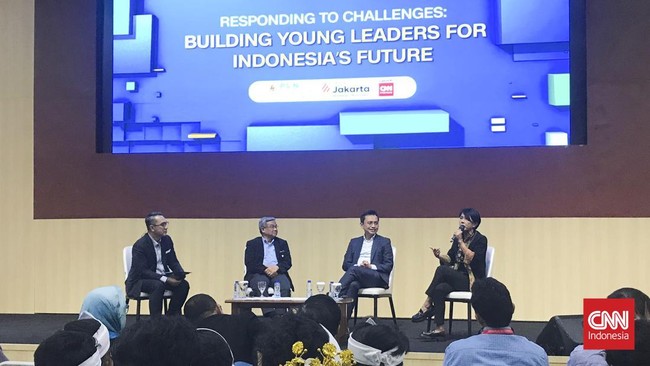 Rektor Universitas Al Azhar Indonesia Asep Saefuddin mengingatkan anak muda terutama mahasiswa untuk siap menghadapi persiapan ketat.