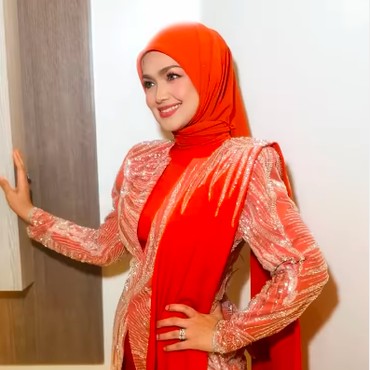 Sempat Viral Mobil Rusak Parah, Siti Nurhaliza Pastikan Dirinya Baik-baik Saja