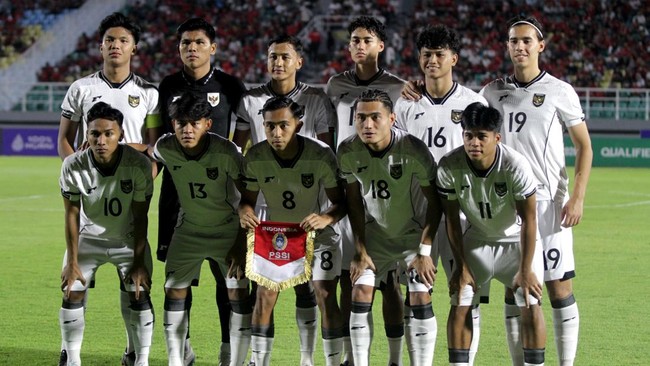 Tiket pertandingan Timnas Indonesia U-23 melawan India sudah bisa dibeli. Berikut harga dan cara beli tiket Indonesia vs India.
