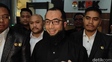 Highlight Dunia Hiburan InsertLive : Terpopuler: Khalid Basalamah di Nikahan Ketiga Mualem Vs Niat Rujuk Insanul demi Anak