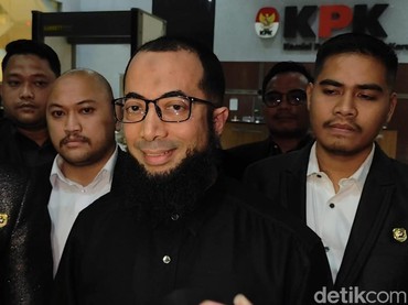 Terseret Korupsi Kuota Haji, Khalid Basalamah Ngaku Jadi Korban Travel