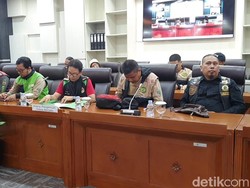 Aliansi Ojol Curhat di DPR Minta Potongan Tarif 10% Direalisasikan