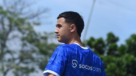 Thom Haye dan Eliano Debut di Persib vs Persebaya?